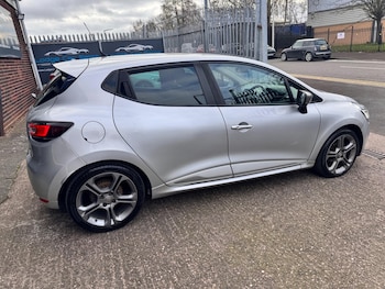 Used Renault Clio 2018 for sale - 79050827: Photo