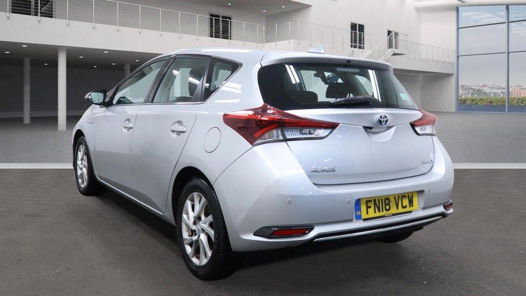 Used Toyota Auris 2018 for sale - 77882312: Photo 2