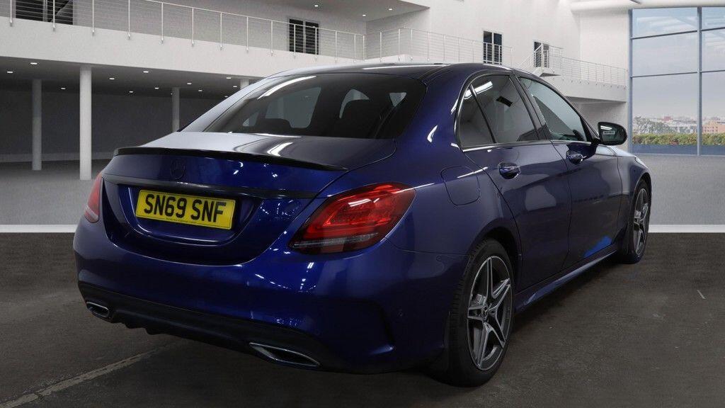 Used Mercedes-Benz C Class 2019 for sale - 78033996: Photo 2