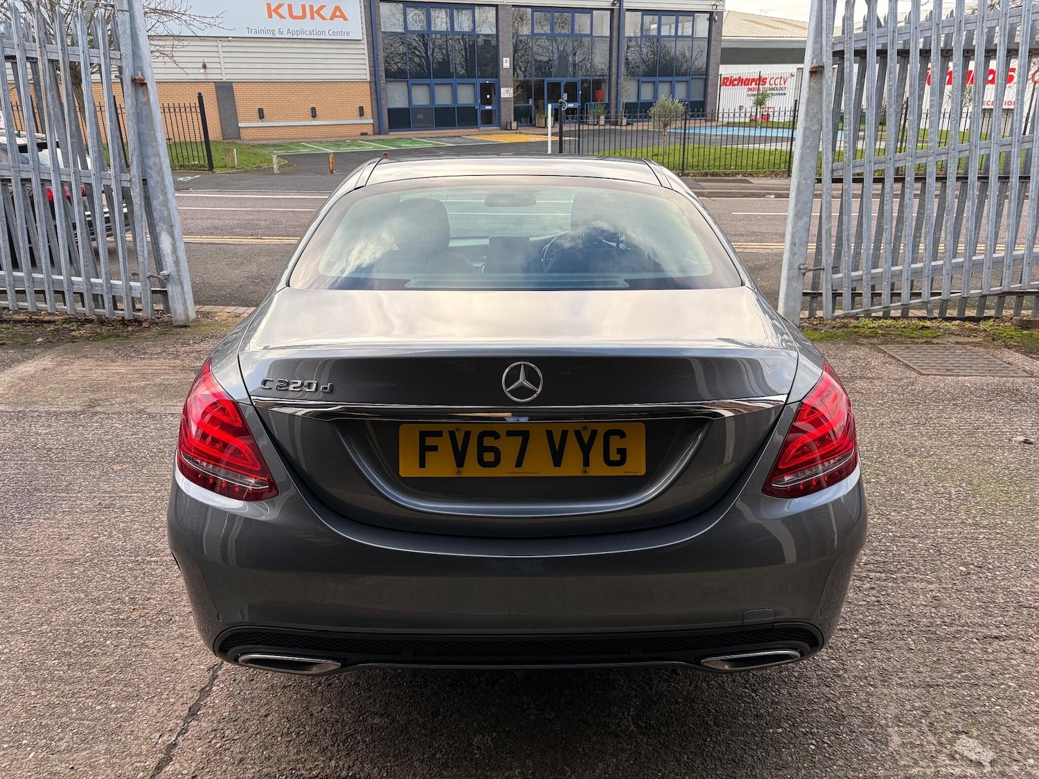 Used Mercedes-Benz C Class for sale - 78136108: Photo 9