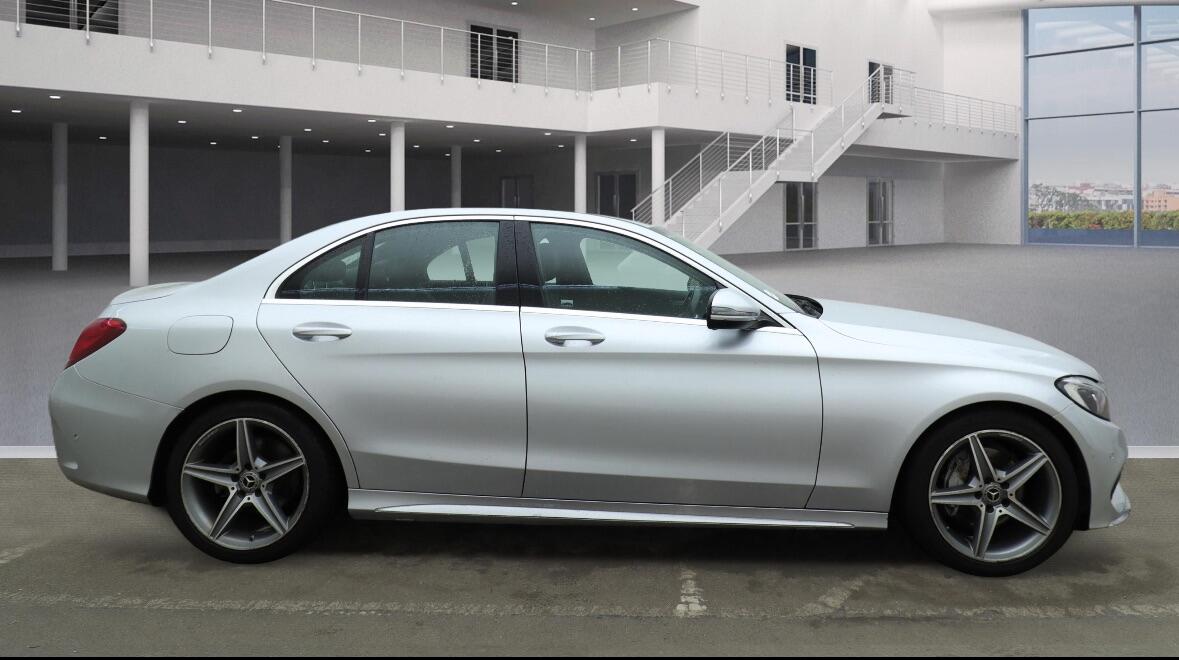 Used Mercedes-Benz C Class 2018 for sale - 77015693: Photo 8