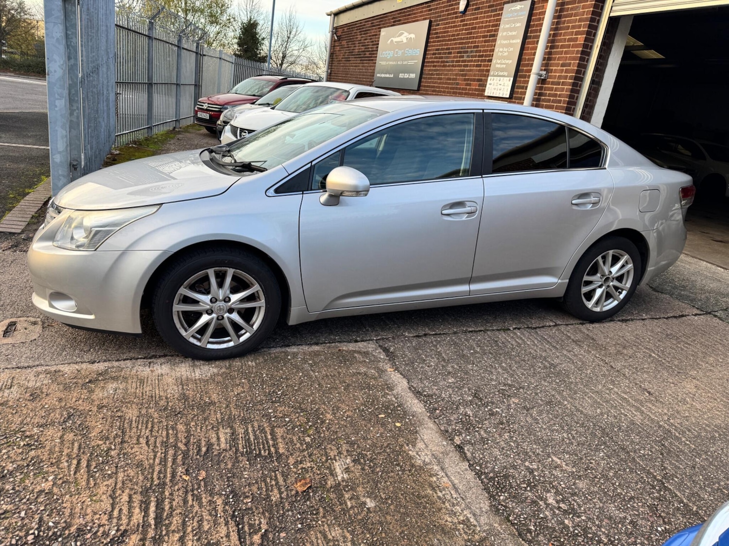 Used Toyota Avensis for sale - 76573713: Photo 5