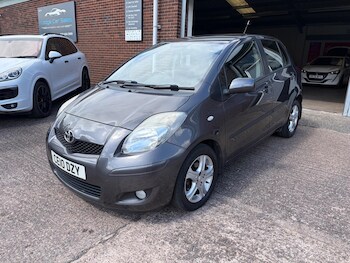 Used Toyota Yaris 2010 for sale - 78636878: Photo