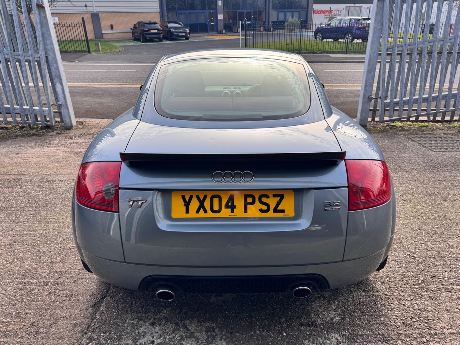 Used Audi TT 2004 for sale - 77769422: Photo 14