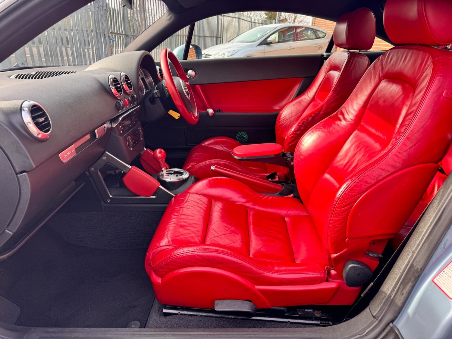 Used Audi TT 2004 for sale - 77769422: Photo 28