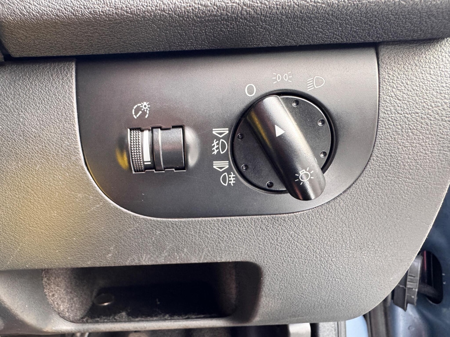 Used Audi TT 2004 for sale - 77769422: Photo 44