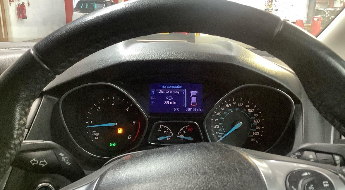 Used Ford Focus 2013 for sale - 77052467: Photo 12