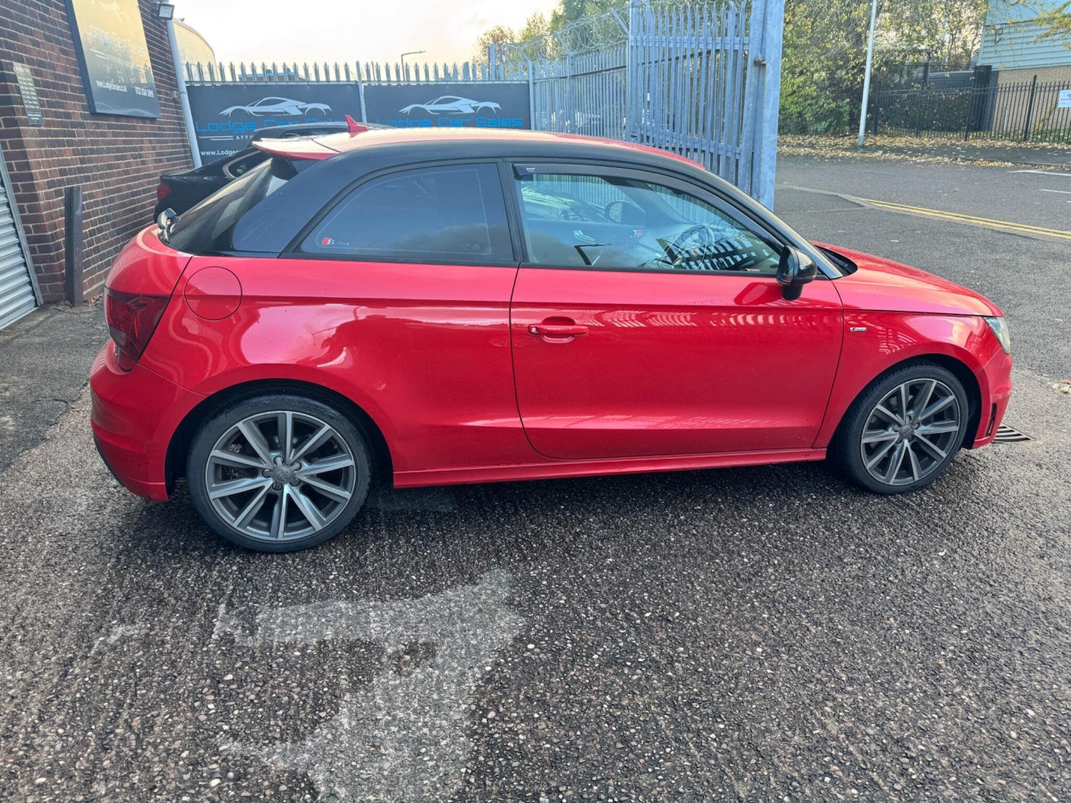 Used Audi A1 for sale - 76440339: Photo 10