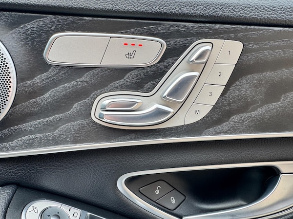 Used Mercedes-Benz C-Class 2018 for sale - 76108839: Photo 30