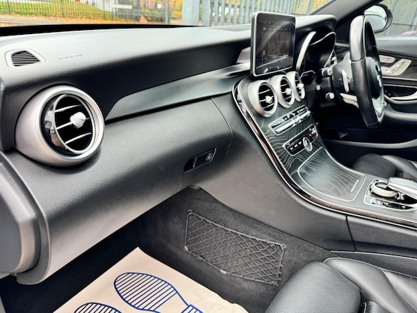 Used Mercedes-Benz C-Class 2018 for sale - 76108839: Photo 33
