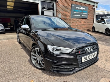 2016 (16) - 2.0 TFSI S Tronic quattro Euro 6 (s/s) 3dr (Nav)