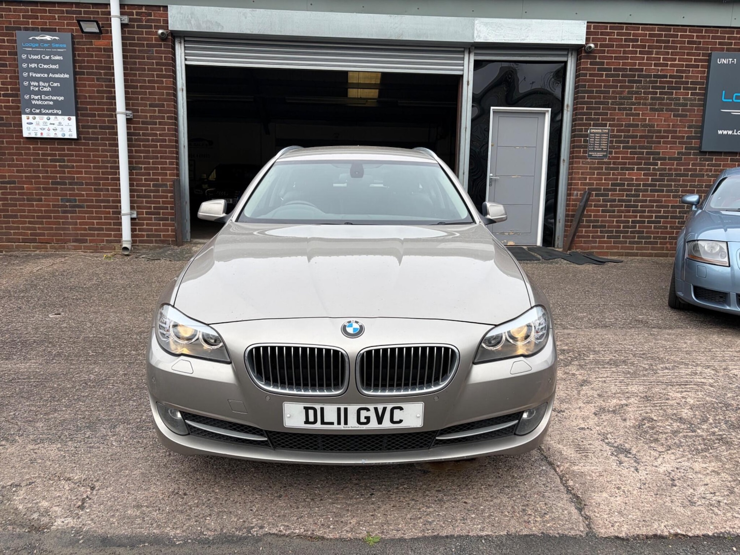 Used BMW 5 Series 2011 for sale - 78204499: Photo 2