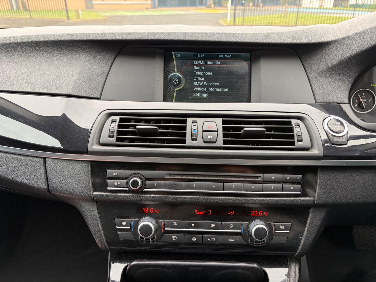 Used BMW 5 Series 2011 for sale - 78204499: Photo 24