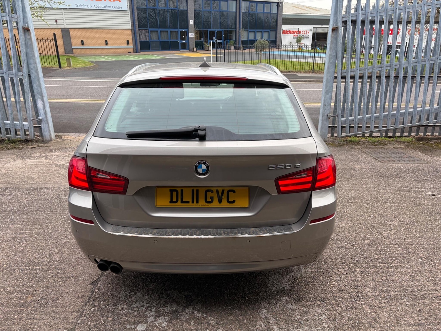 Used BMW 5 Series 2011 for sale - 78204499: Photo 7