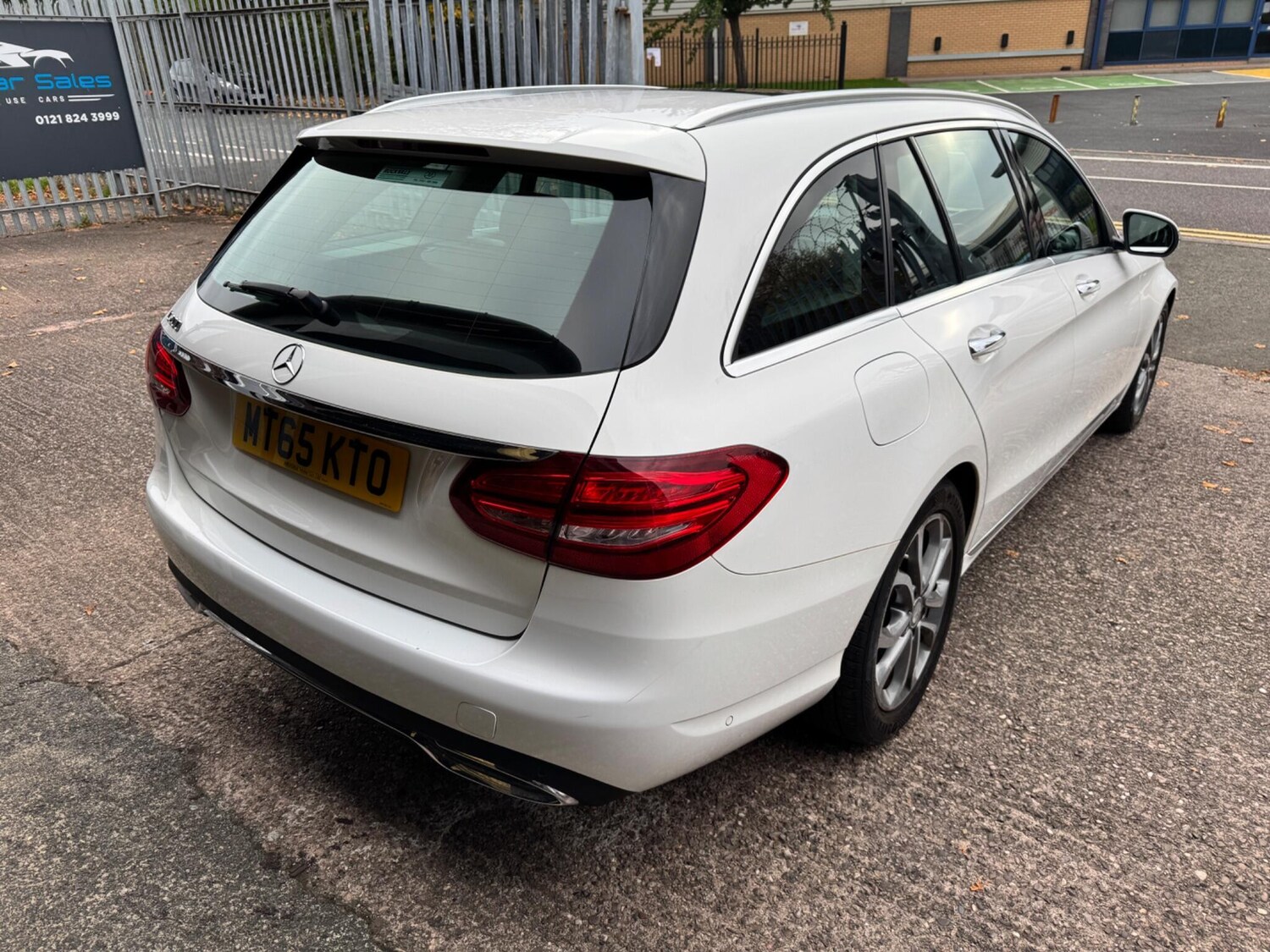 Used Mercedes-Benz C Class 2015 for sale - 76189778: Photo 10