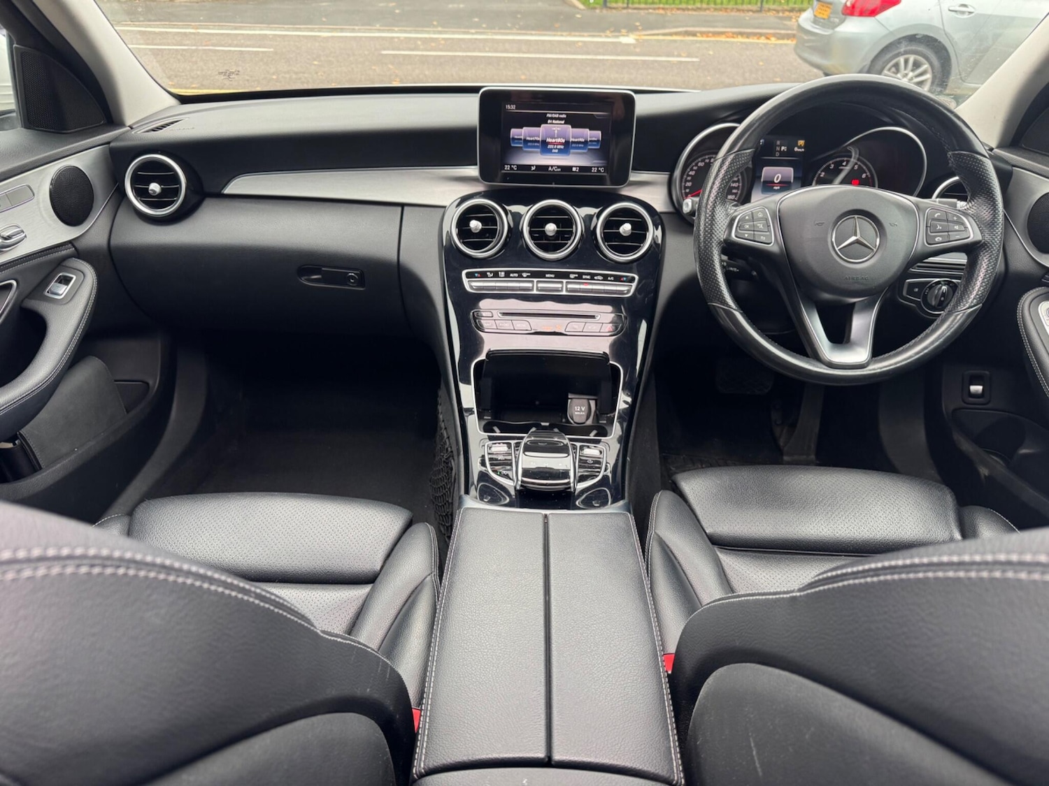 Used Mercedes-Benz C Class 2015 for sale - 76189778: Photo 12