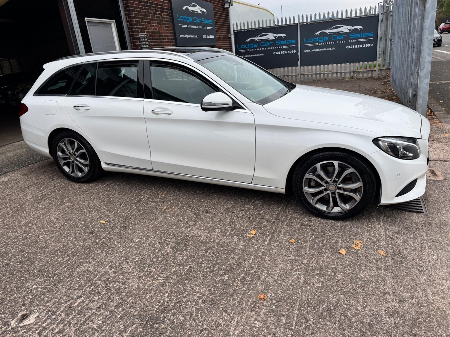 Used Mercedes-Benz C Class 2015 for sale - 76189778: Photo 13