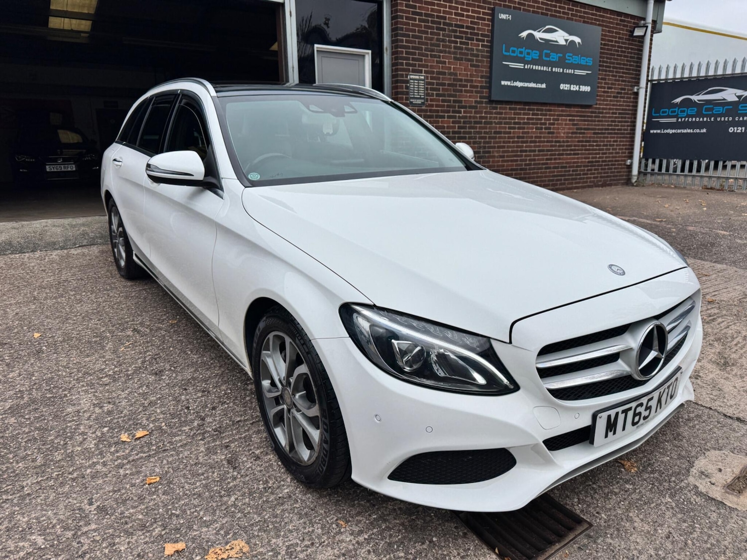 Used Mercedes-Benz C Class 2015 for sale - 76189778: Photo 14