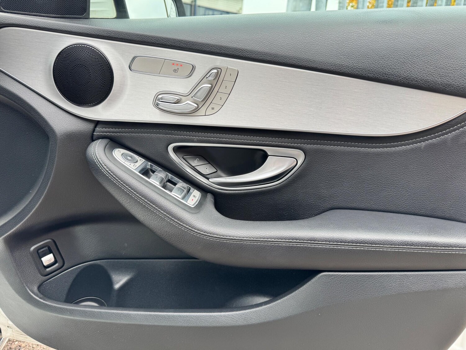 Used Mercedes-Benz C Class 2015 for sale - 76189778: Photo 30