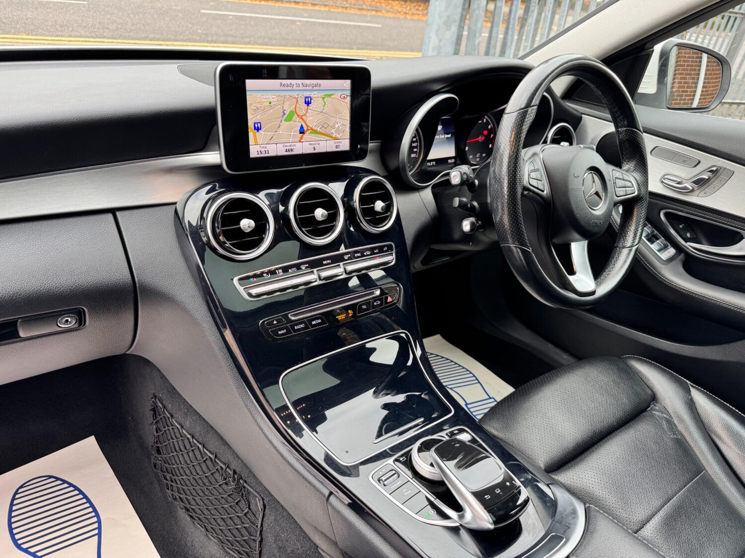 Used Mercedes-Benz C Class 2015 for sale - 76189778: Photo 38