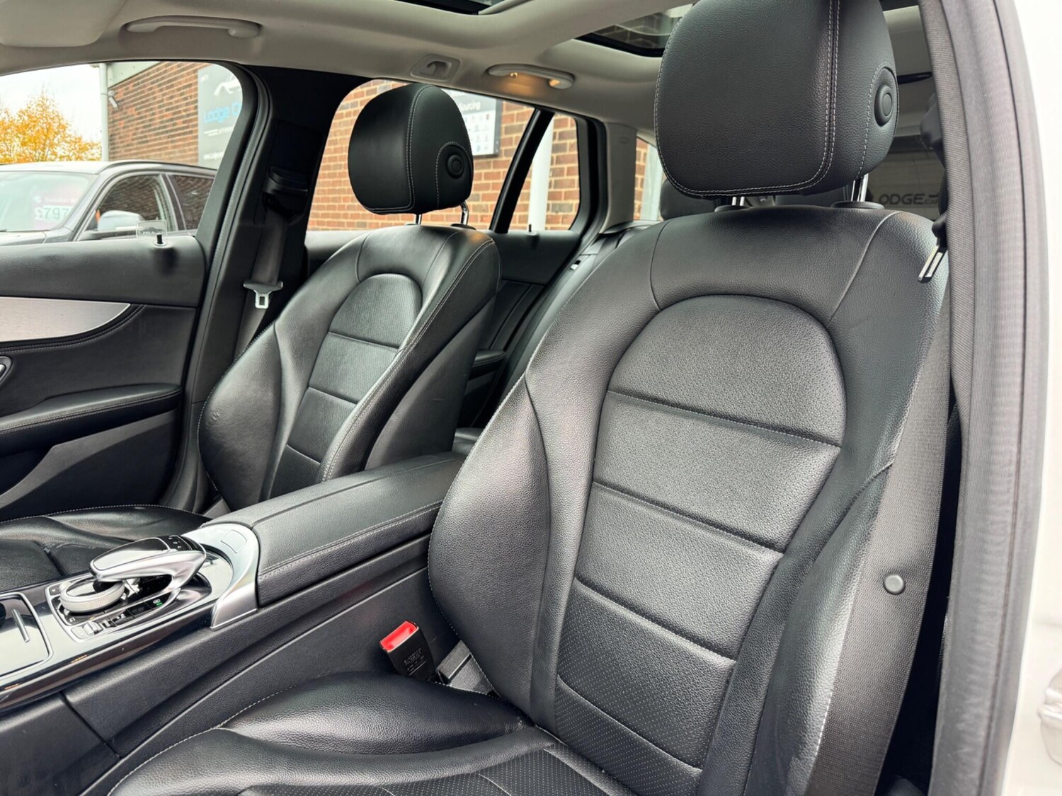 Used Mercedes-Benz C Class 2015 for sale - 76189778: Photo 39