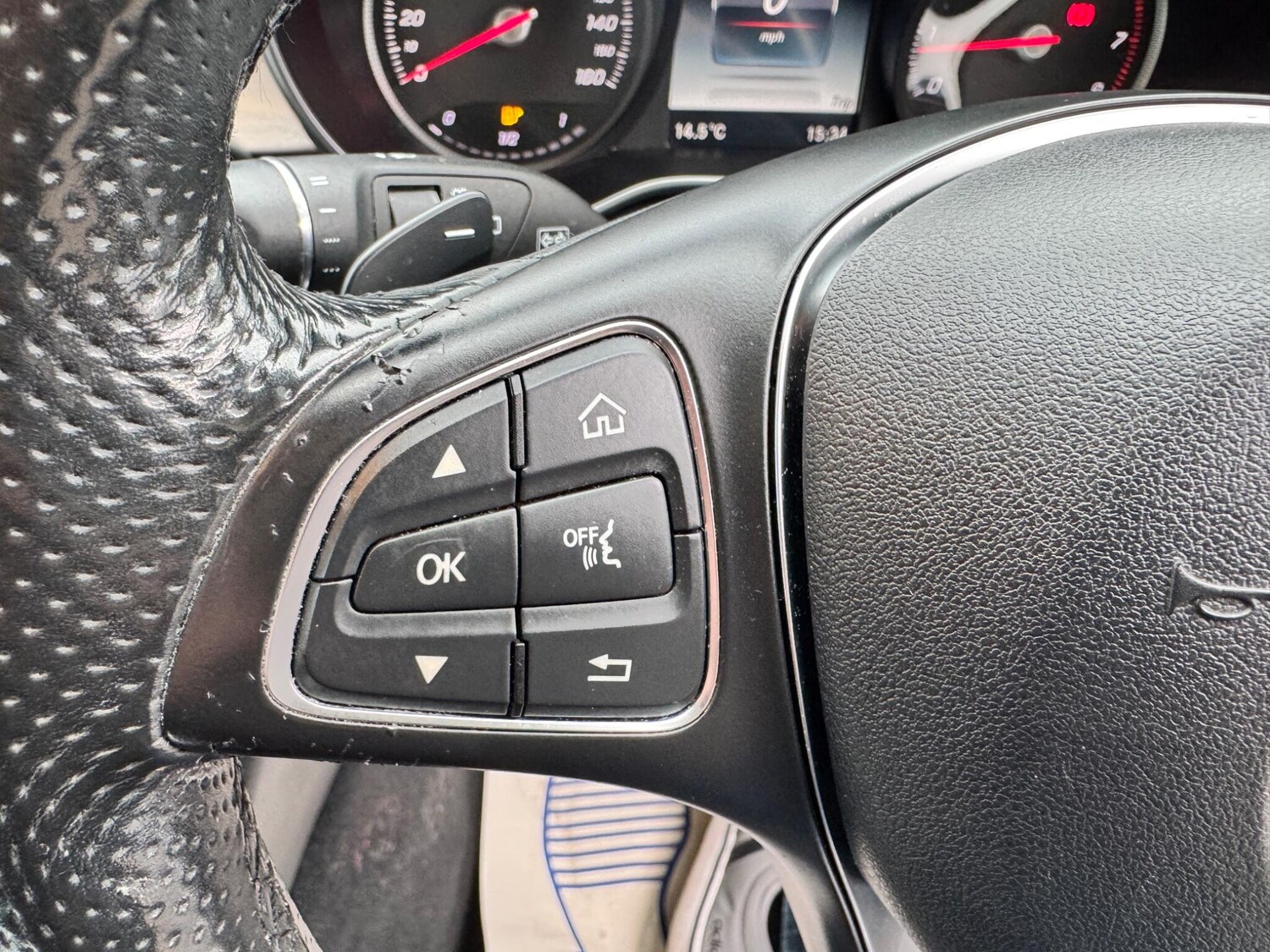 Used Mercedes-Benz C Class 2015 for sale - 76189778: Photo 48