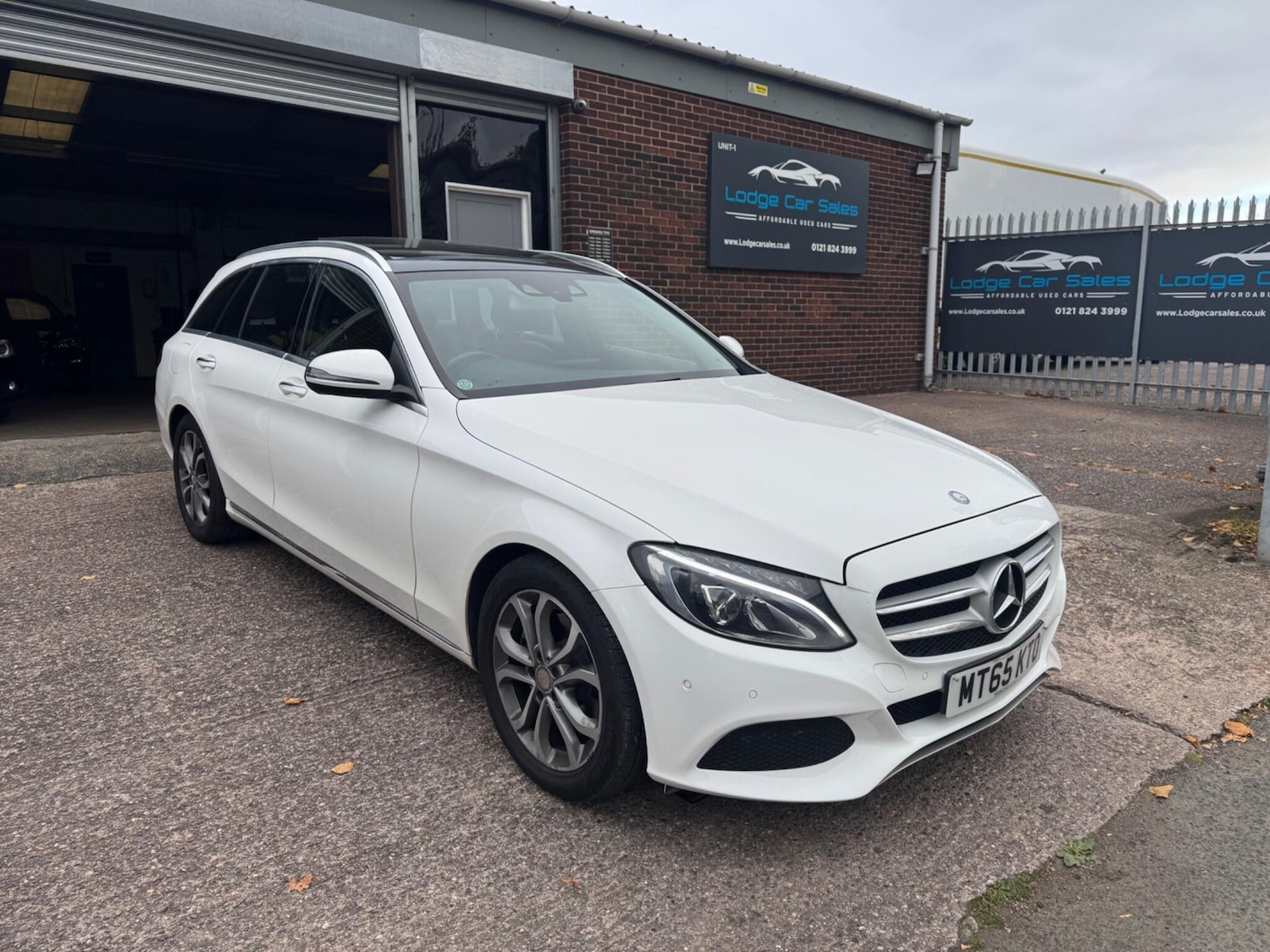 Used Mercedes-Benz C Class 2015 for sale - 76189778: Photo 6