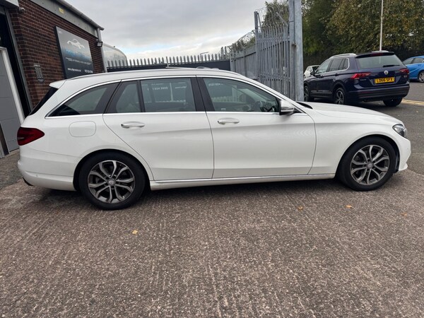 Used Mercedes-Benz C-Class 2015 for sale - 76189778: Photo 9