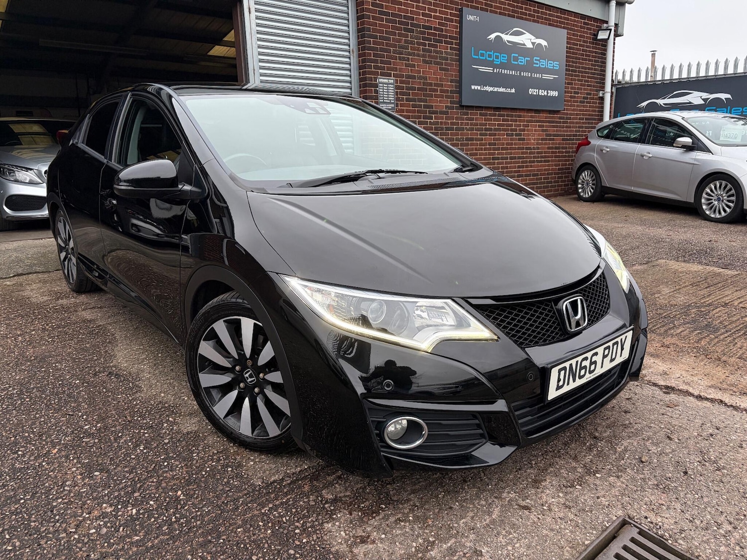 Used Honda Civic 2016 for sale - 77331958: Photo 1