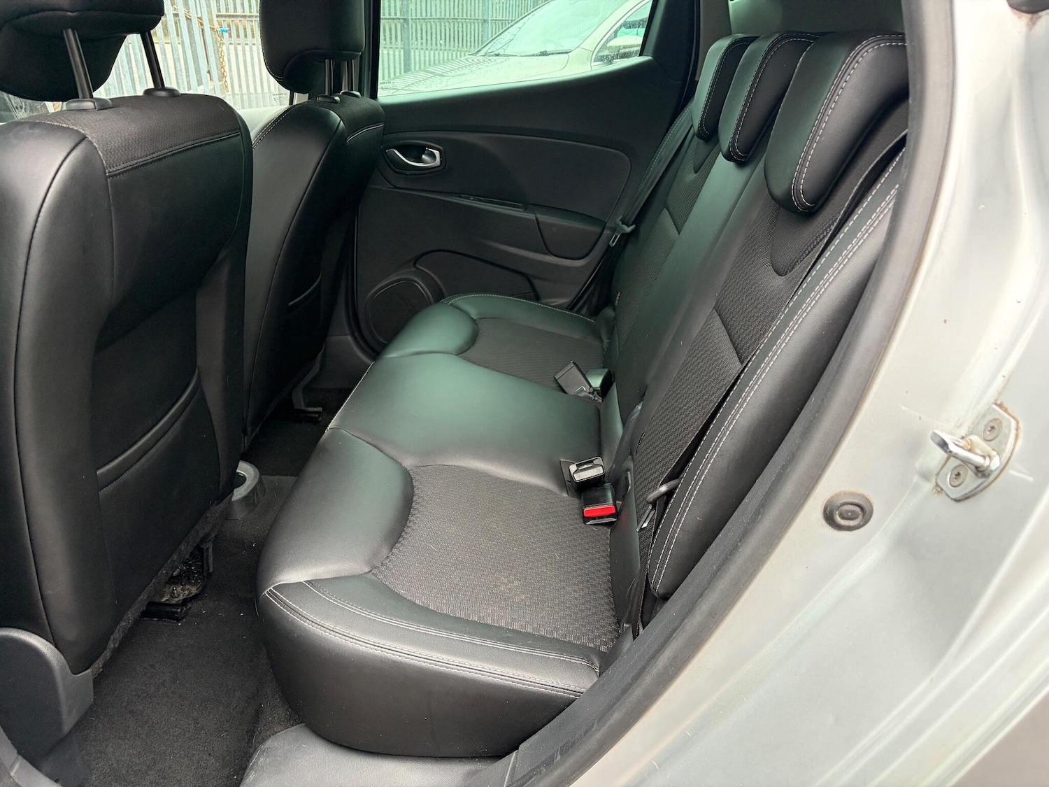 Used Renault Clio 2018 for sale - 77611528: Photo 16