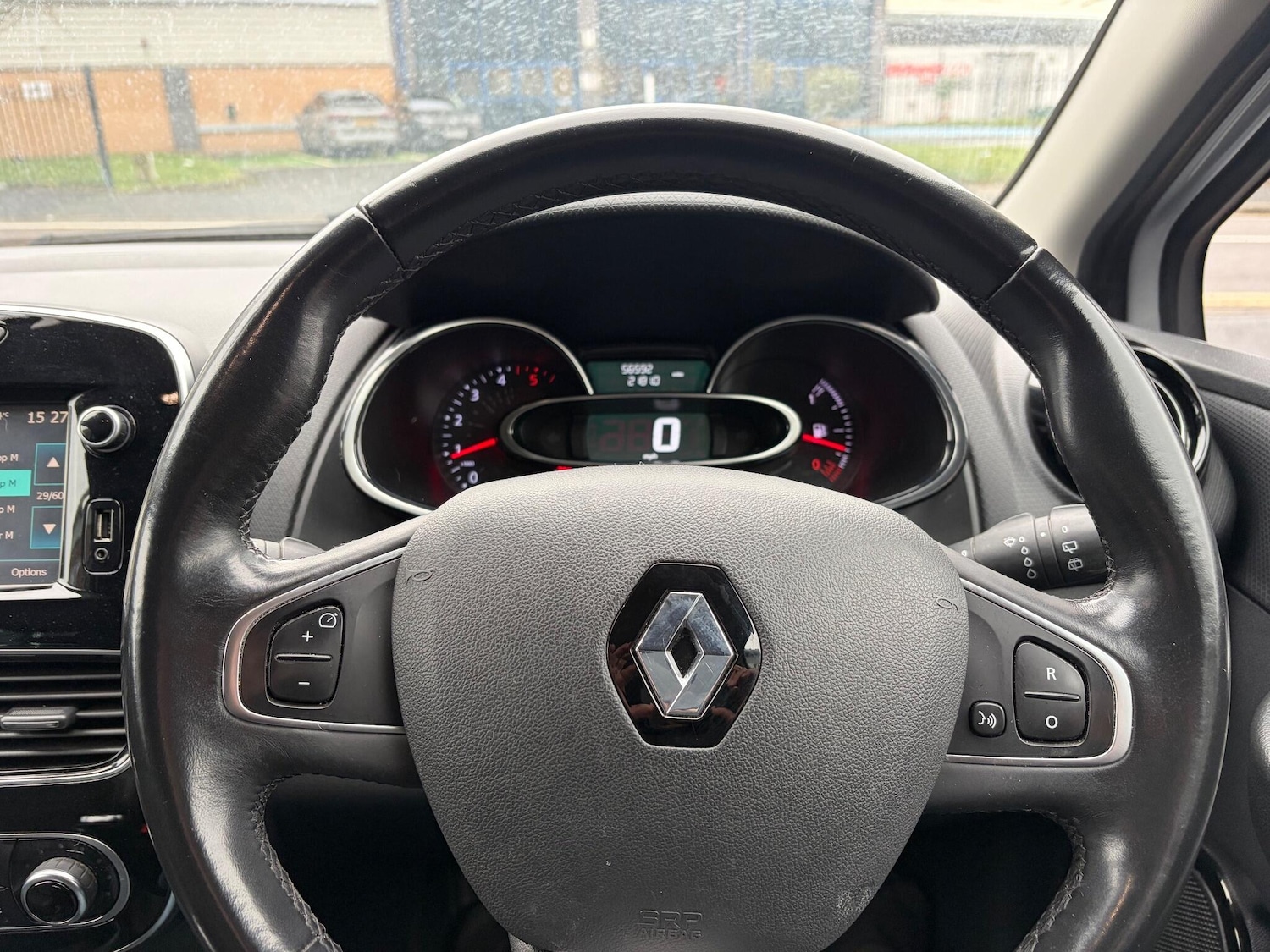 Used Renault Clio 2018 for sale - 77611528: Photo 33
