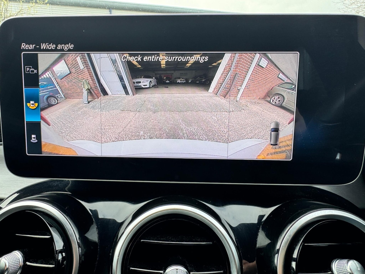 Used Mercedes-Benz C Class 2018 for sale - 78127312: Photo 26