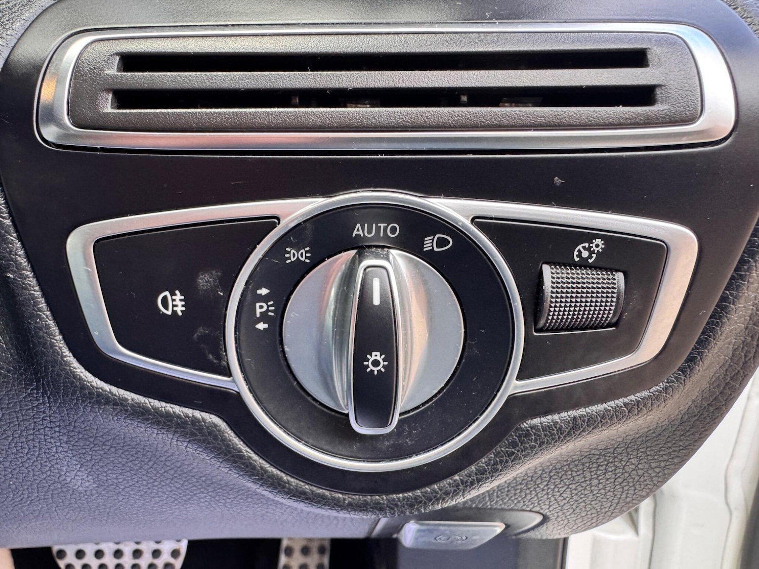 Used Mercedes-Benz C Class 2018 for sale - 78127312: Photo 52