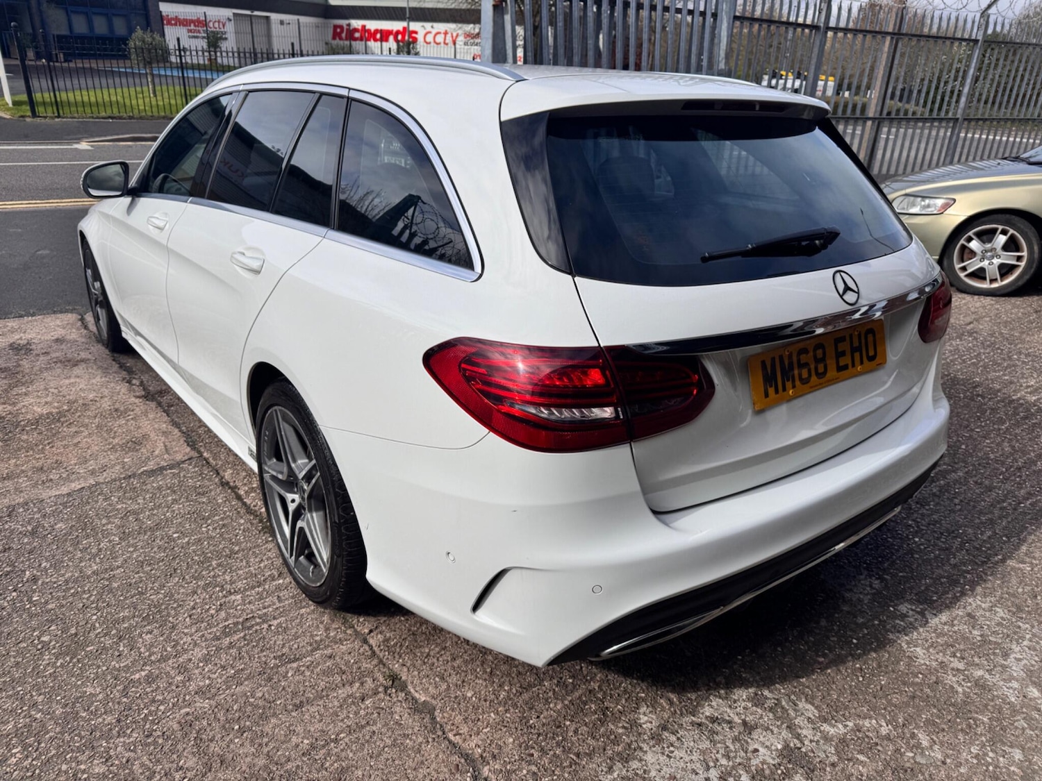 Used Mercedes-Benz C Class 2018 for sale - 78127312: Photo 8