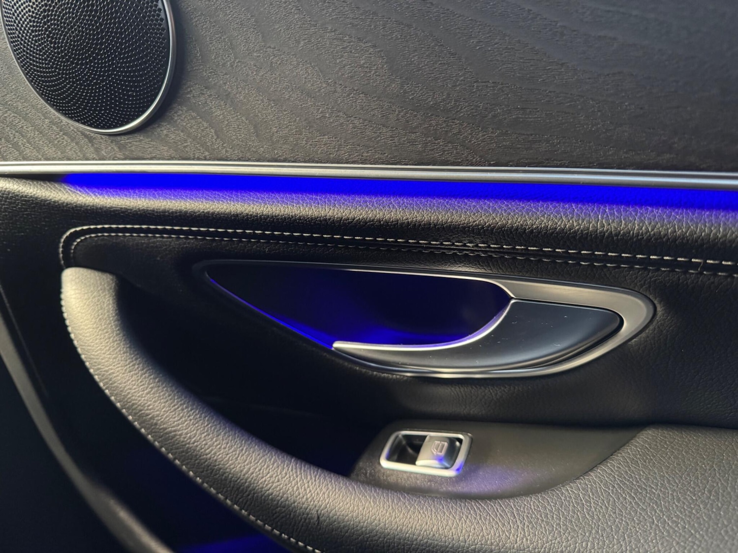 Used Mercedes-Benz E Class for sale - 76619733: Photo 39