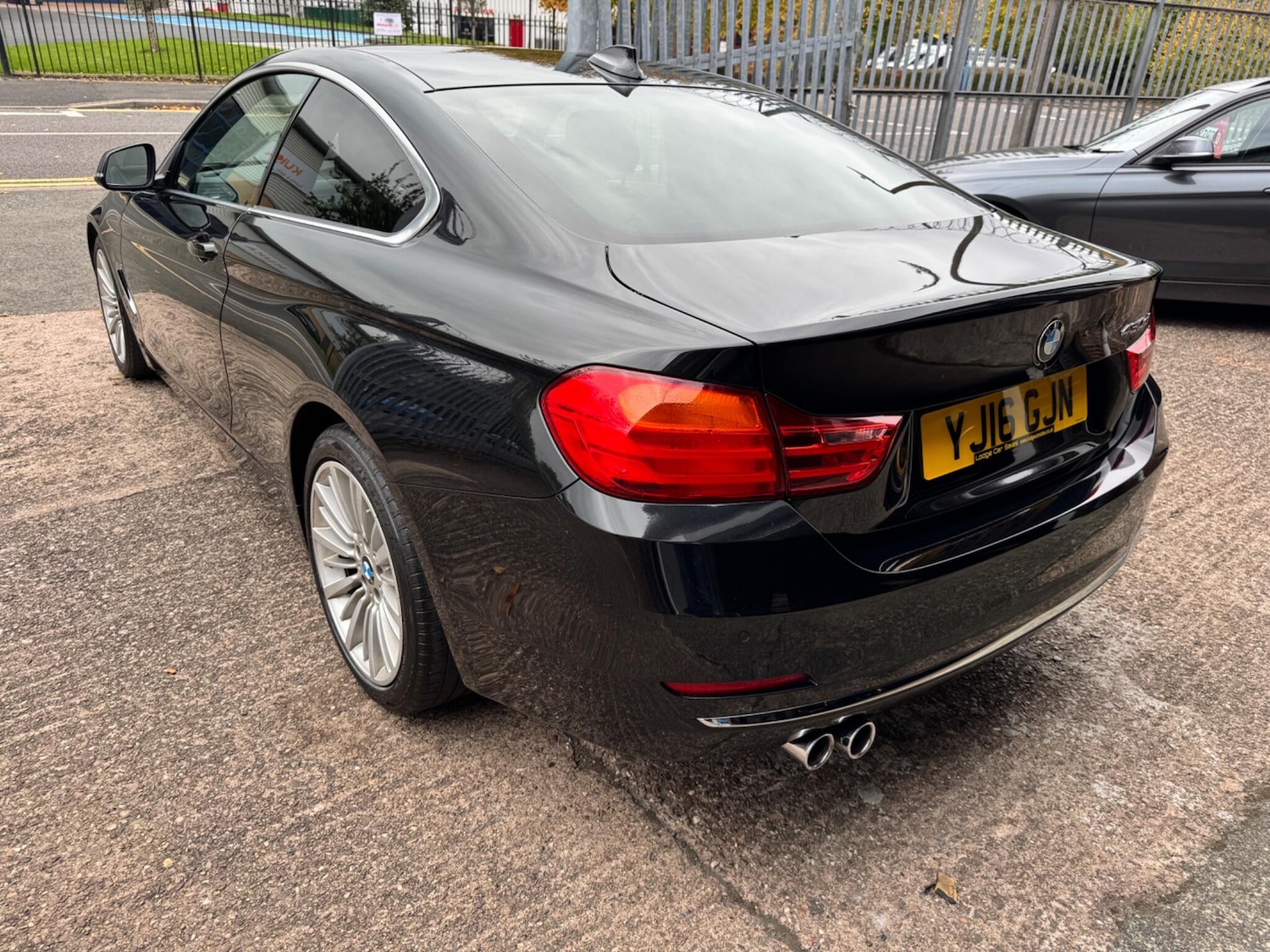 Used BMW 4 Series 2016 for sale - 76175385: Photo 2