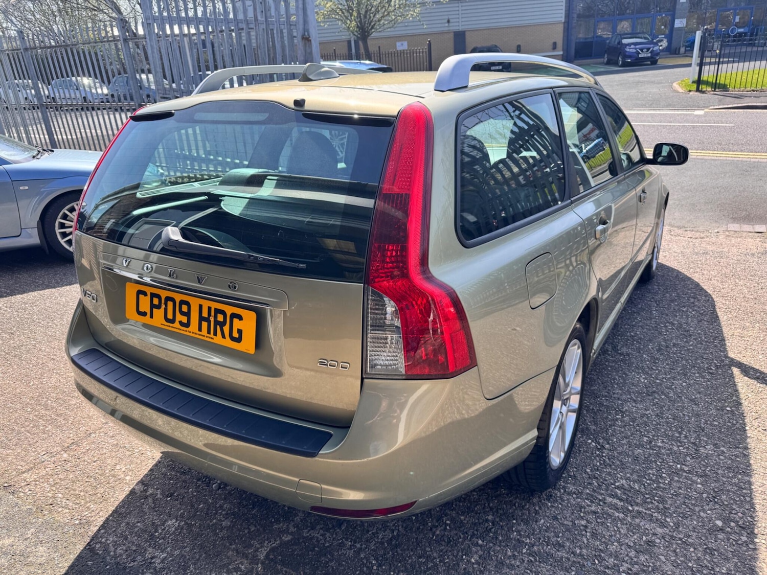 Used Volvo V50 2009 for sale - 78184563: Photo 10