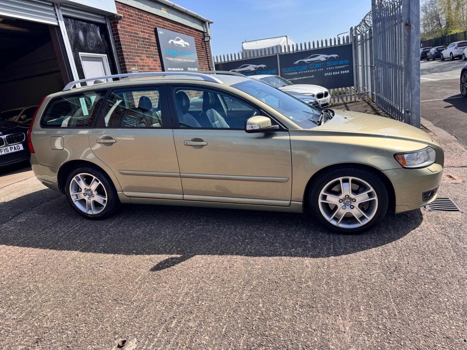 Used Volvo V50 2009 for sale - 78184563: Photo 12
