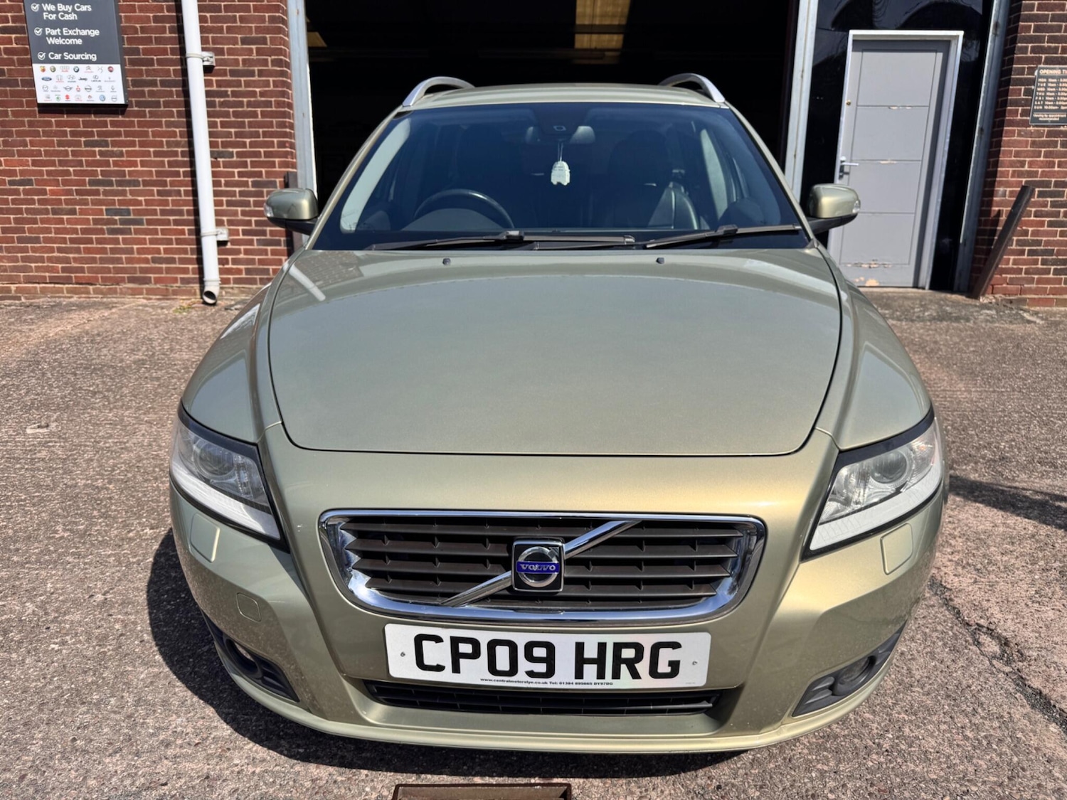 Used Volvo V50 2009 for sale - 78184563: Photo 13