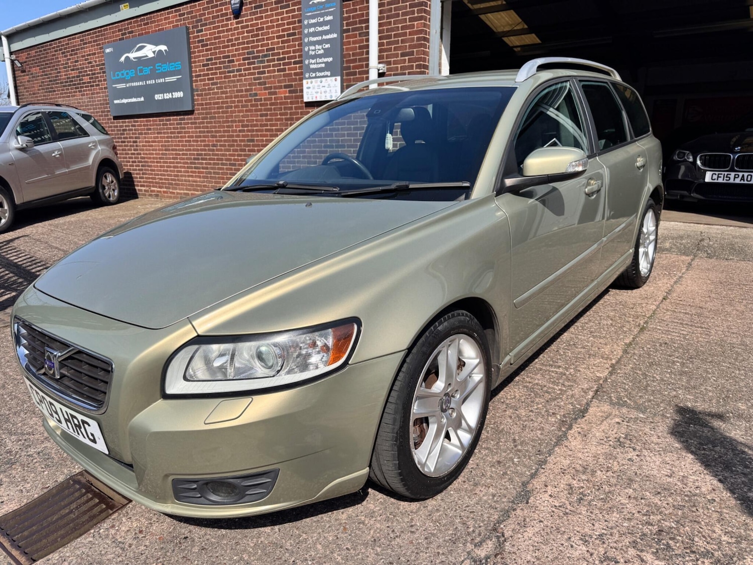 Used Volvo V50 2009 for sale - 78184563: Photo 4