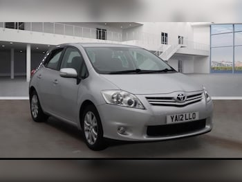 Used Toyota Auris 2012 for sale - 76317752: Photo