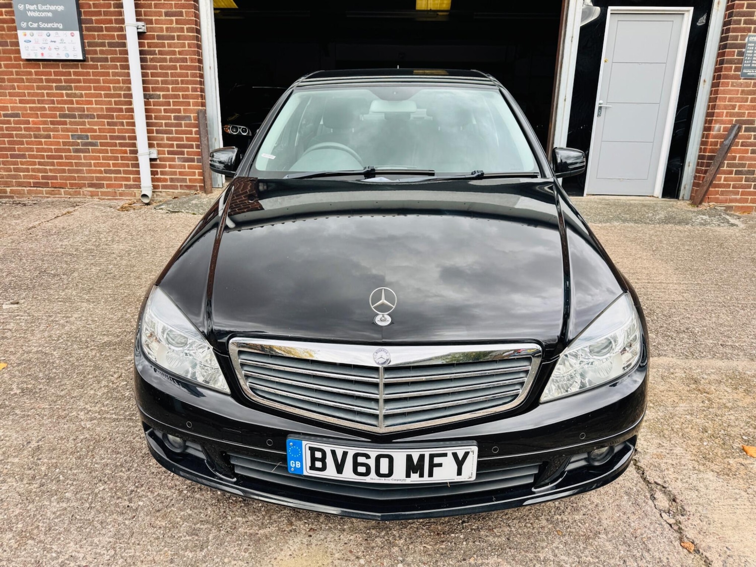 Used Mercedes-Benz C Class 2011 for sale - 76326589: Photo 14