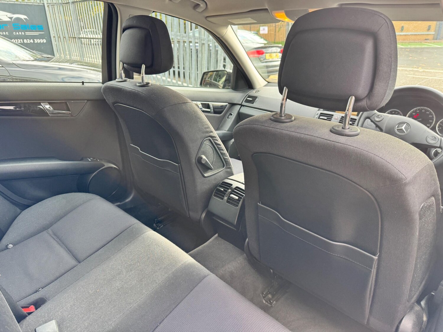 Used Mercedes-Benz C Class 2011 for sale - 76326589: Photo 30