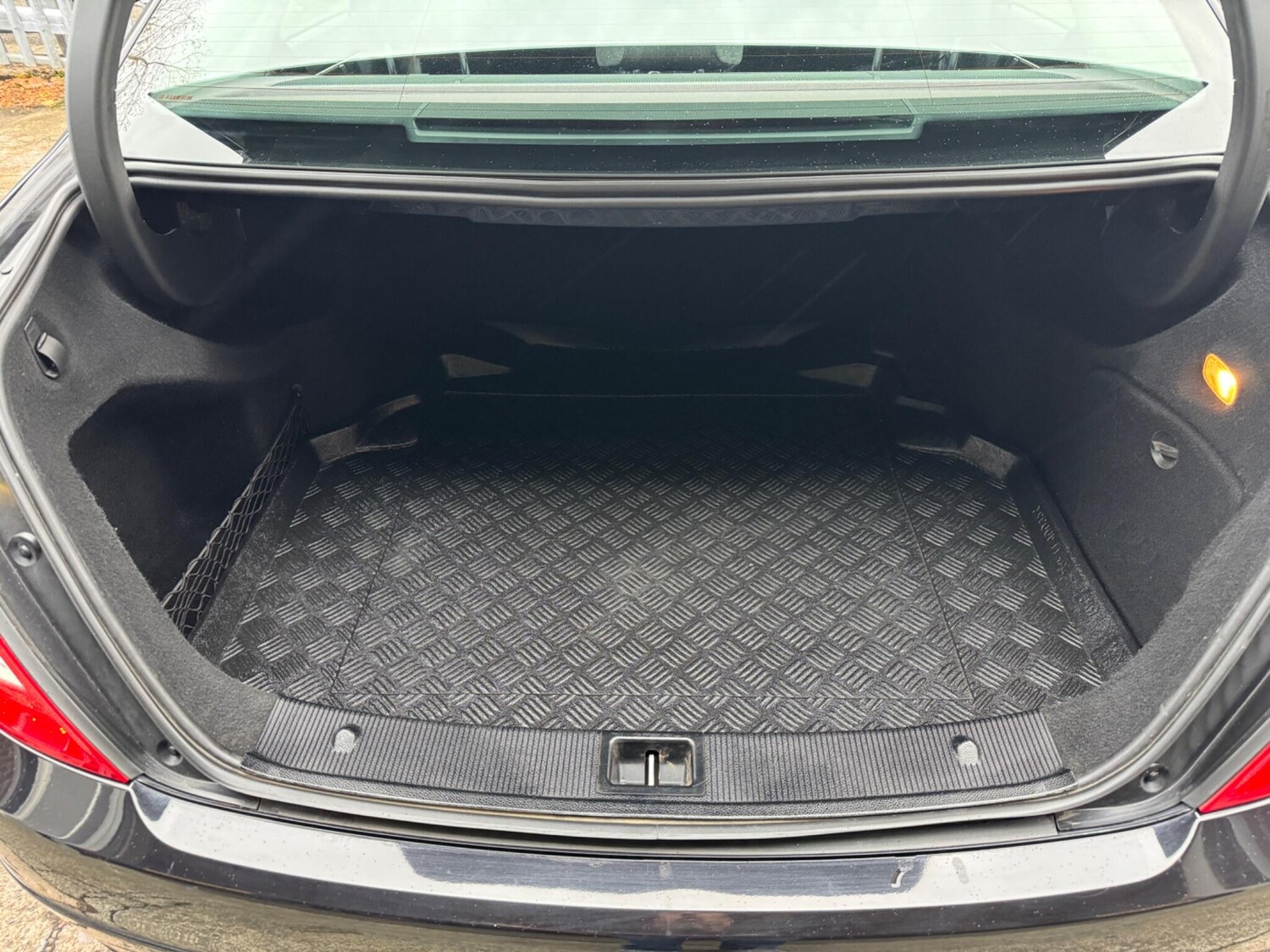 Used Mercedes-Benz C Class 2011 for sale - 76326589: Photo 33