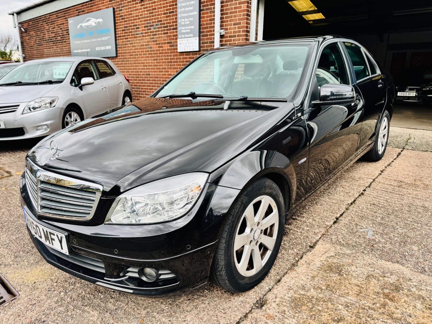 Used Mercedes-Benz C Class 2011 for sale - 76326589: Photo 4
