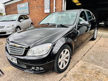 Used Mercedes-Benz C Class 2011 for sale - 76326589: Photo