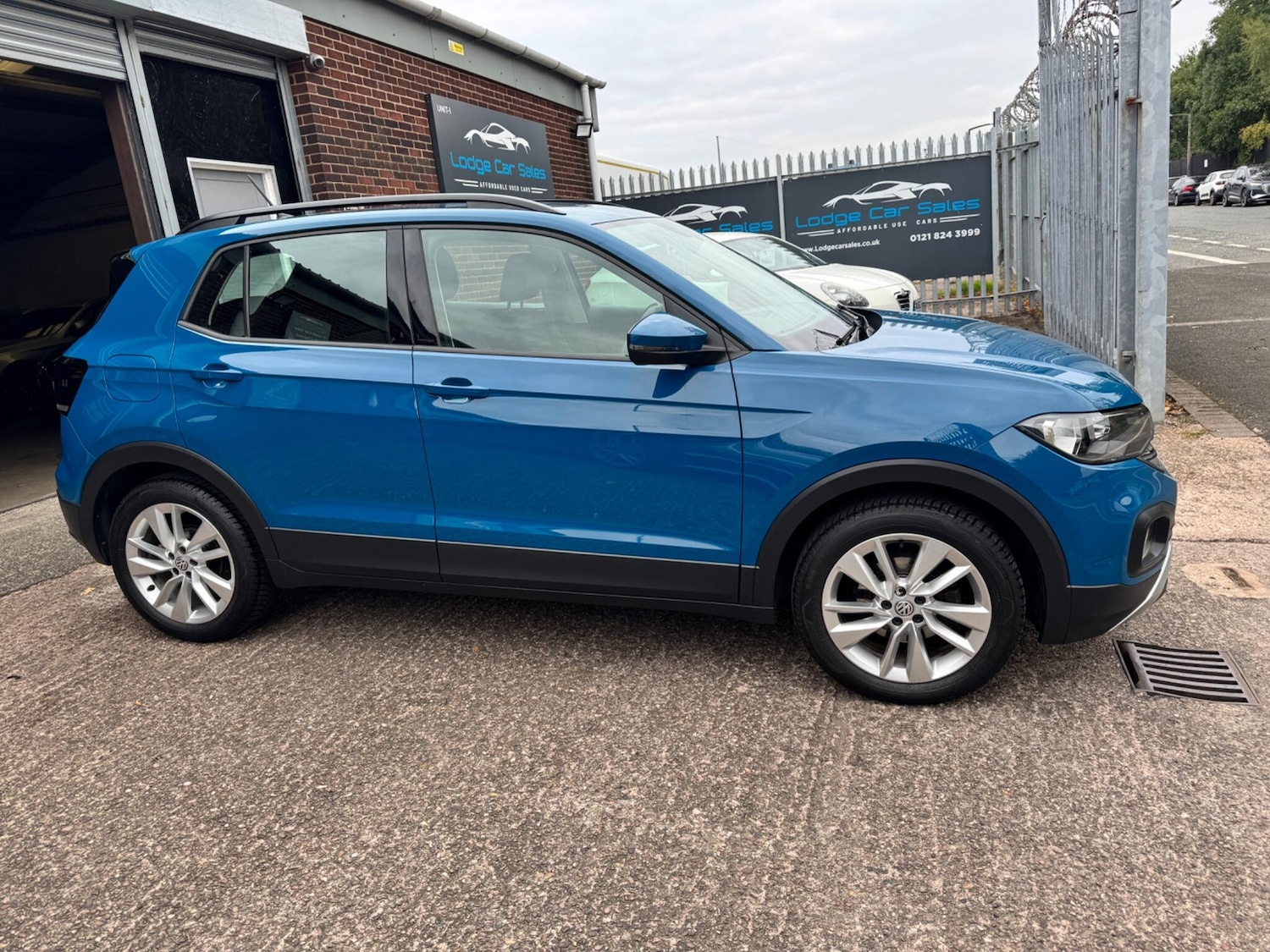 Used Volkswagen T-Cross 2020 for sale - 76073058: Photo 12