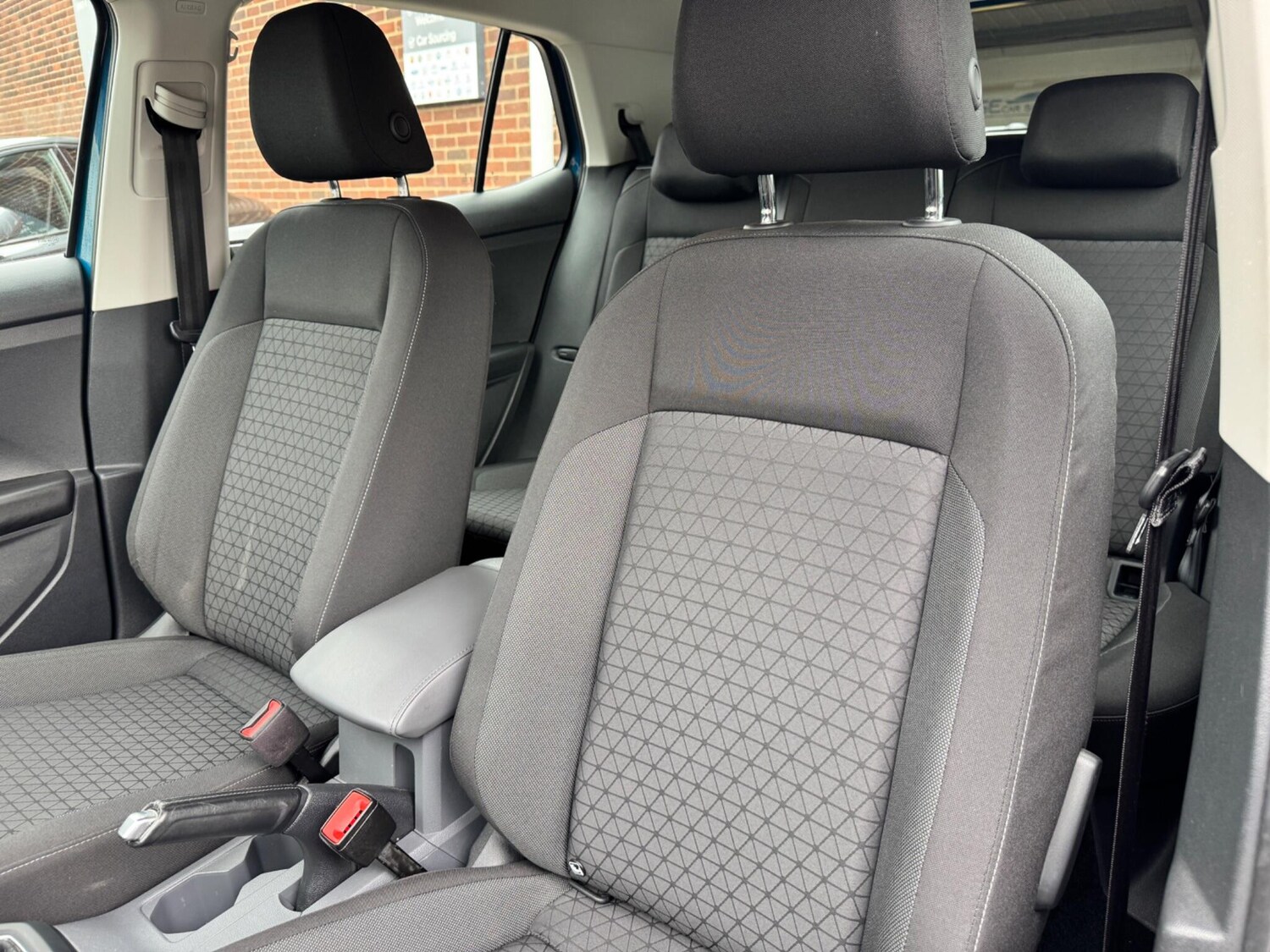 Used Volkswagen T-Cross 2020 for sale - 76073058: Photo 28