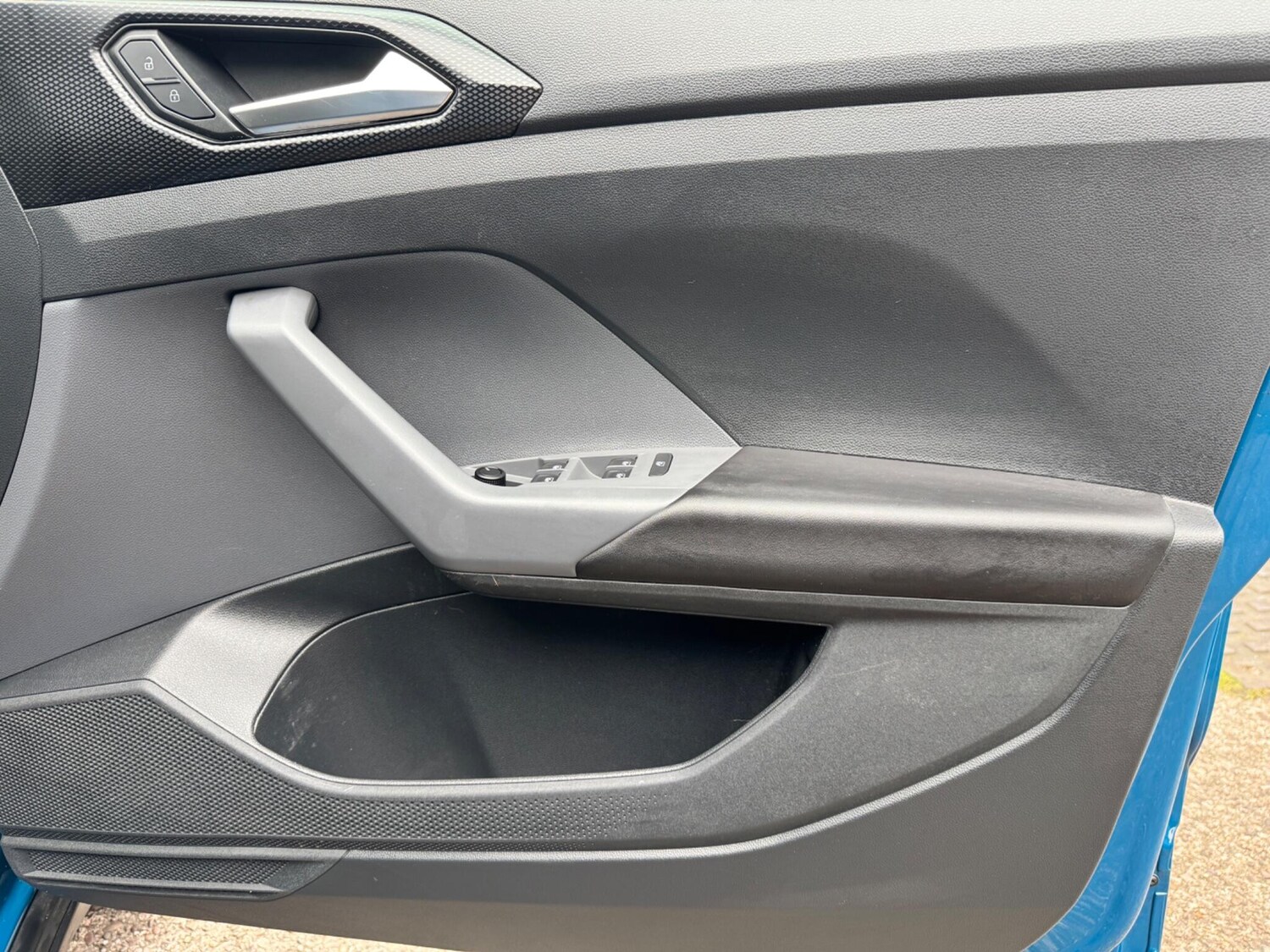 Used Volkswagen T-Cross 2020 for sale - 76073058: Photo 34