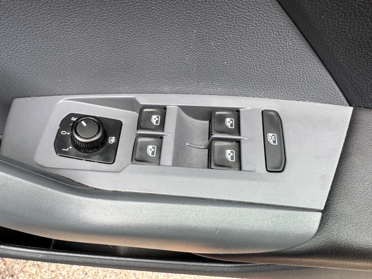 Used Volkswagen T-Cross 2020 for sale - 76073058: Photo 35